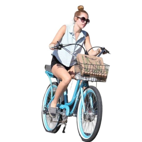 CHANEL Blue Denim CC Espadrilles 5.5 - Picture 8 of 10